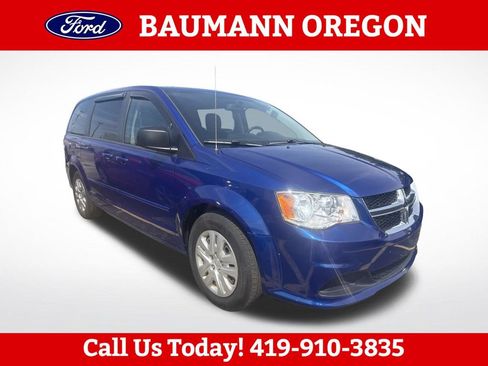 Used 2018 Dodge Grand Caravan SE w/ UConnect Hands-Free Group FWD image 1
