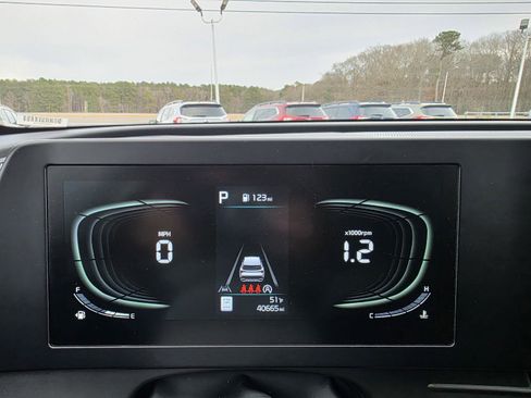 Used 2024 Kia Sportage LX image 19