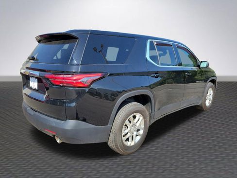 Used 2023 Chevrolet Traverse LS AWD/4WD image 5
