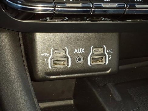 Used 2022 Dodge Durango Citadel image 28