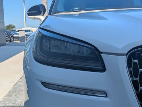 Certified 2022 Lincoln Corsair Reserve w/ Elements Package AWD/4WD image 11