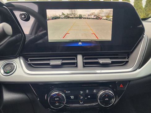 New 2026 Chevrolet Trax LT image 32