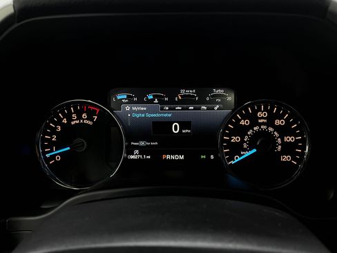 Used 2018 Ford F150 Lariat w/ Equipment Group 502A Luxury AWD/4WD image 23