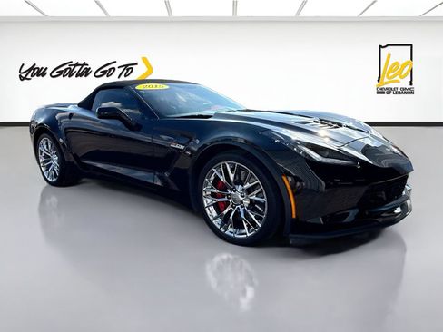 Used 2015 Chevrolet Corvette Z06 w/ 3LZ Preferred Equipment Group RWD image 3