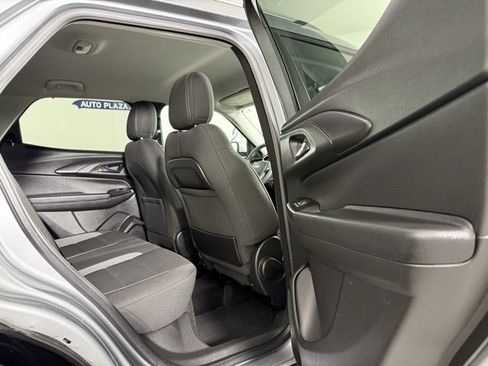 Used 2023 Chevrolet TrailBlazer LT w/ Confidence II Package image 17