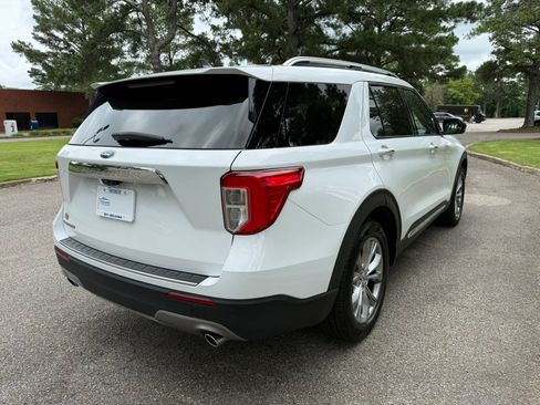 Used 2021 Ford Explorer Limited w/ Equipment Group 301A RWD image 5