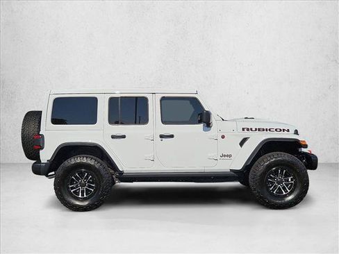 Used 2026 Jeep Wrangler Unlimited Rubicon AWD/4WD image 4