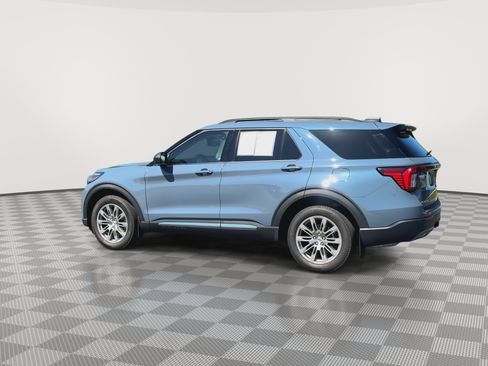 Used 2025 Ford Explorer Active w/ Active Comfort Package AWD/4WD image 6