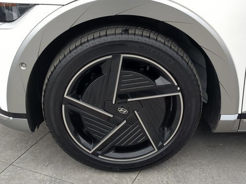 Certified 2026 Hyundai Ioniq 5 Limited image 13