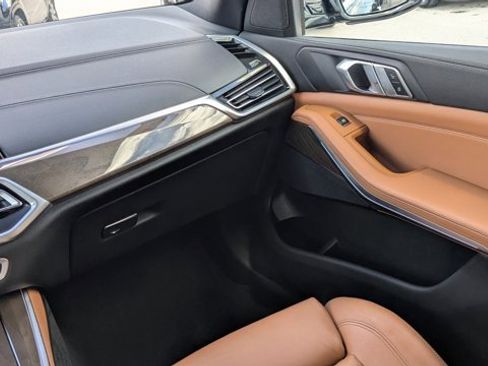 Used 2021 BMW X5 xDrive45e w/ Parking Assistance Package image 20