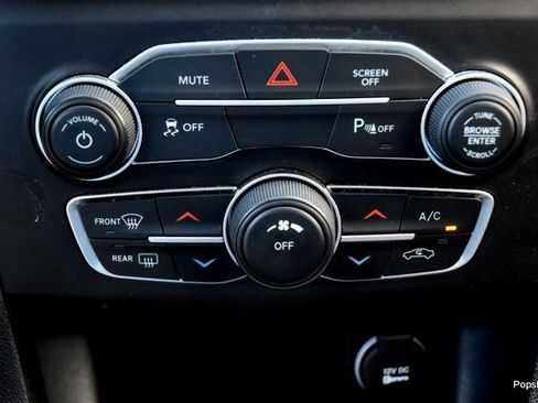 Used 2023 Dodge Charger SXT image 15