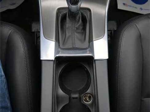 Used 2015 Volvo V60 T5 Premier image 11