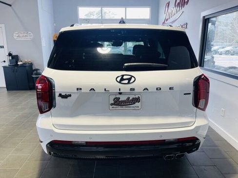 Used 2024 Hyundai Palisade Calligraphy image 6