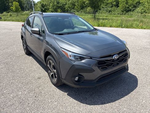 Certified 2024 Subaru Crosstrek 2.0i Premium AWD/4WD image 8