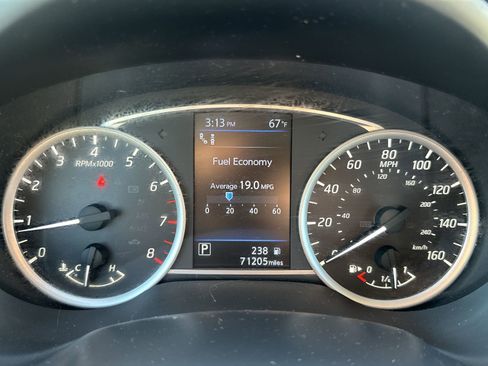 Used 2019 Nissan Sentra SV w/ Special Edition Package image 23