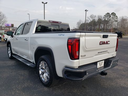 Used 2020 GMC Sierra 1500 SLT w/ SLT Premium Plus Package image 4