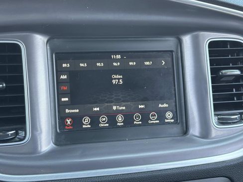 Used 2022 Dodge Charger SXT image 15