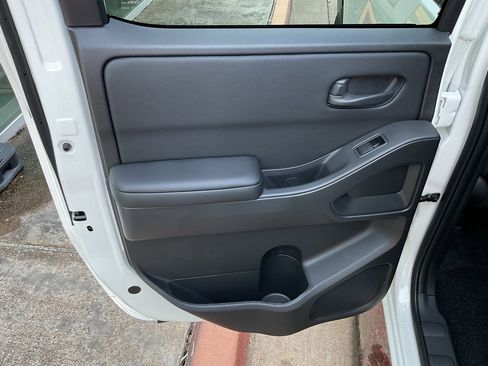 New 2026 Nissan Frontier S image 19