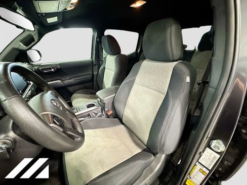 Used 2023 Toyota Tacoma TRD Sport AWD/4WD image 21