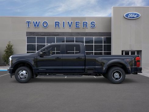 New 2026 Ford F350 4x4 Crew Cab DRW Super Duty image 3