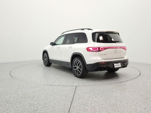 Used 2023 Mercedes-Benz EQB 350 4MATIC SUV image 7
