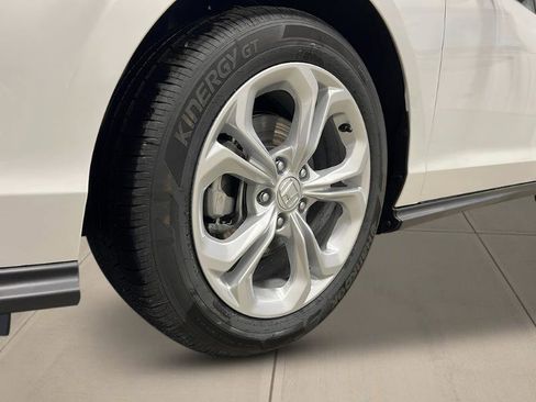 New 2025 Honda Accord LX image 11