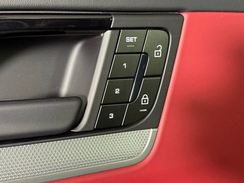 New 2026 Porsche Cayenne Coupe image 26