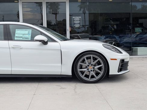 New 2025 Porsche Panamera 4 AWD/4WD image 11