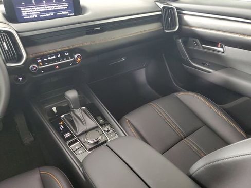 Certified 2025 MAZDA CX-50 AWD 2.5 Hybrid w/ Premium Pkg image 17