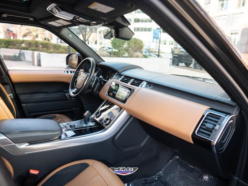 Used 2019 Land Rover Range Rover Sport Supercharged image 15