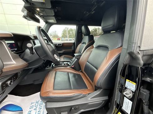 Used 2023 Ford Bronco Outer Banks image 13