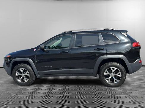 Used 2016 Jeep Cherokee Trailhawk w/ Comfort/Convenience Group AWD/4WD image 5