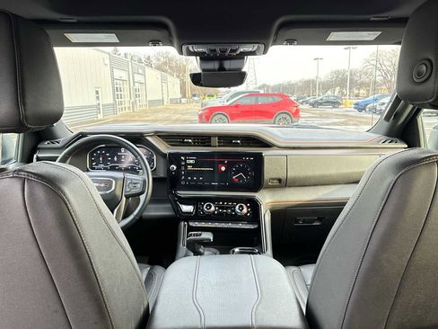 Certified 2023 GMC Sierra 1500 AT4 w/ Technology Package image 21