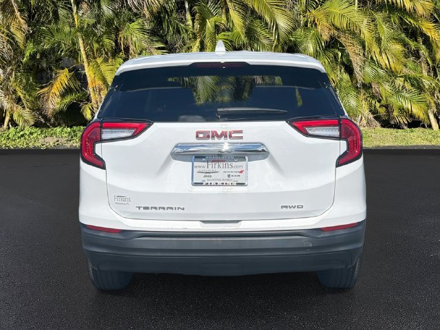 Used 2024 GMC Terrain SLE AWD/4WD image 6