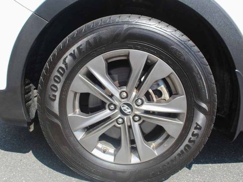 Used 2014 Hyundai Santa Fe Sport w/ Popular Equipment Package 02 AWD/4WD image 30