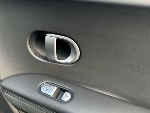 Used 2022 Hyundai Ioniq 5 SEL w/ Cargo Package image 32