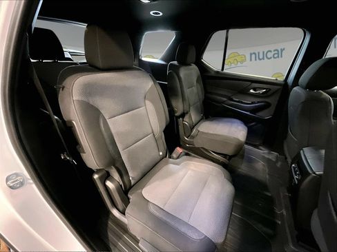 Used 2023 Chevrolet Traverse LT w/ LPO, Floor Liner Package AWD/4WD image 16