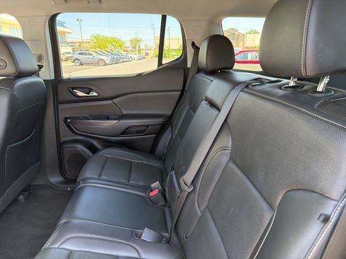 Used 2023 GMC Acadia SLT FWD image 21