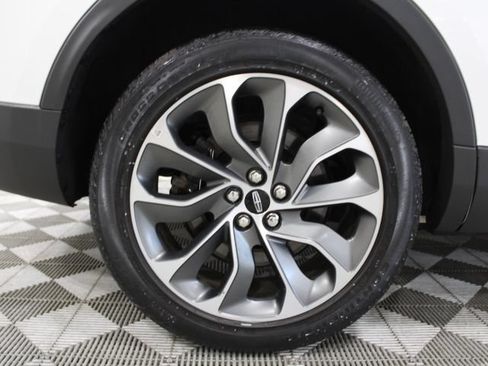 Used 2022 Lincoln Nautilus Reserve AWD/4WD image 50