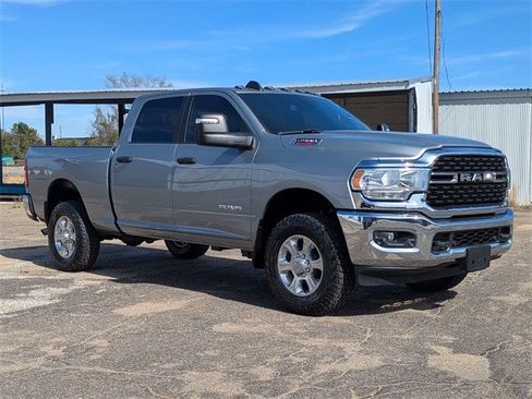 Used 2023 RAM 2500 Big Horn w/ Level 1 Equipment Group image 2