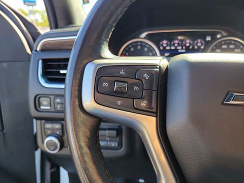Used 2021 Chevrolet Tahoe Z71 w/ Z71 Off-Road Package AWD/4WD image 22