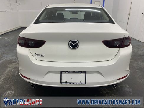 Used 2021 MAZDA MAZDA3 s image 4