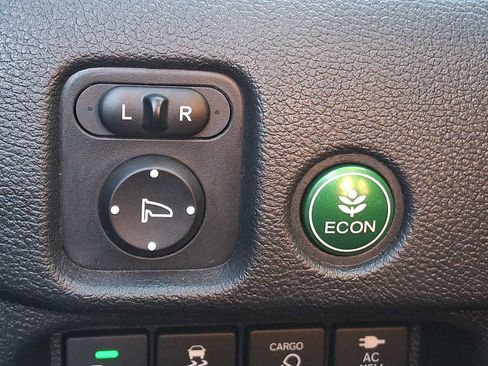 Used 2021 Honda Ridgeline Black Edition image 25