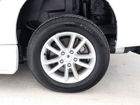 Used 2014 Dodge Grand Caravan SXT w/ Rear Park Assist Package FWD image 33