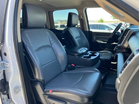 Used 2019 RAM 3500 Big Horn AWD/4WD image 22