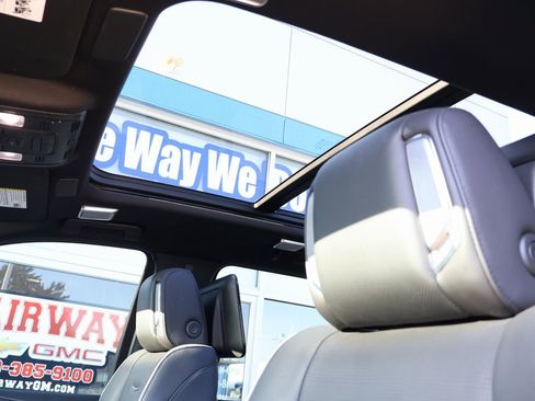 Certified 2023 Cadillac Escalade ESV Premium Luxury w/ Performance Package image 24