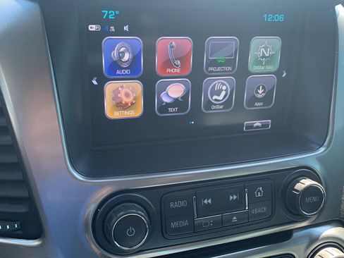 Used 2017 Chevrolet Tahoe LT w/ Luxury Package AWD/4WD image 16