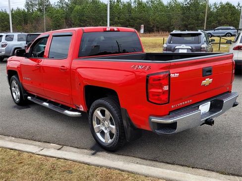 Used 2018 Chevrolet Silverado 1500 LT w/ All Star Edition image 9