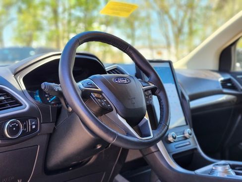 Certified 2023 Ford Edge SEL w/ Convenience Package AWD/4WD image 19
