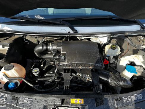 Used 2017 Mercedes-Benz Sprinter 3500 image 16